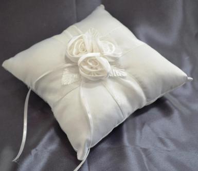 Wedding  Ring Cushion - Ring Pillow White Roses Image 1