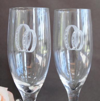 Wedding  Toasting glass - double rhinestone rings Image 1