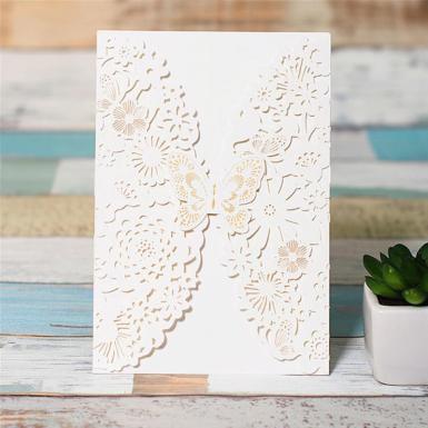 Wedding  Luxurious White Floral Laser Cut Wedding Invitation Cards Image 1
