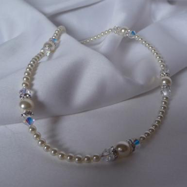 Wedding  Elegance Swarovski Pearl and Crystal Necklace Image 1