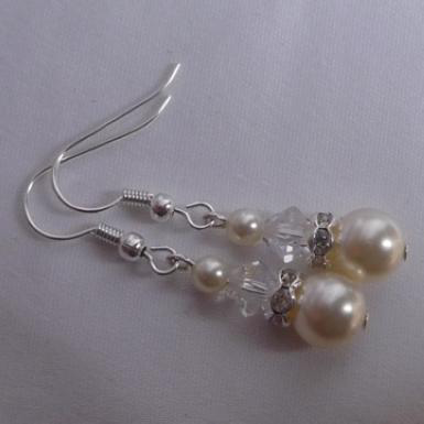 Wedding  Elegance Swarovski Crystal and Pearl Earrings Image 1