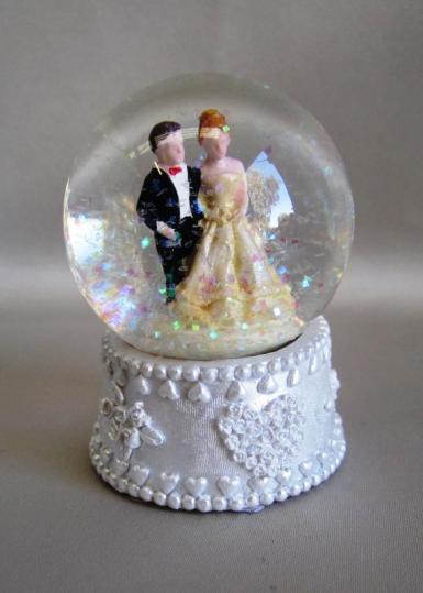 Wedding  Bride and Groom Mini Snow Globe Image 1