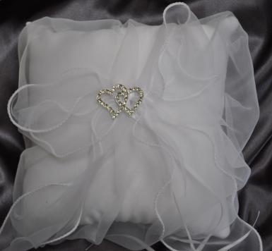 Wedding  Elegant Double Heart Ring Pillow Image 1