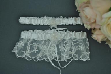 Wedding  Double Lace Garter - including throw away Image 1