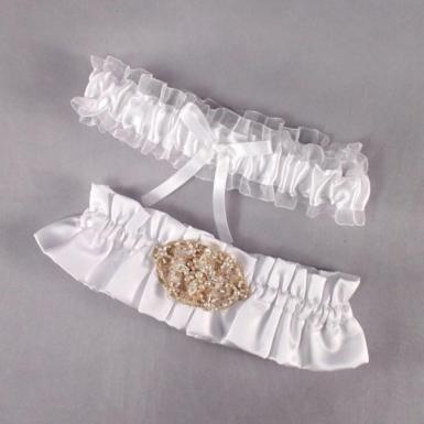 Wedding  Beverly Clark The Luxe Collection Garter Set Image 1