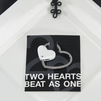 Wedding  Metal Heart Key Holder Black Image 1