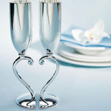 Wedding  Classic Styling Interlocking Heart Stem Toasting Goblets Image 1
