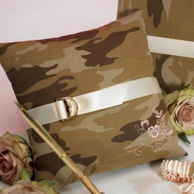 Wedding  Discerning Camouflage Ring Pillow Image 1