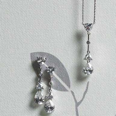 Wedding  Cubic Zirconia Pear Drop Jewelry Pendant Necklace Image 1