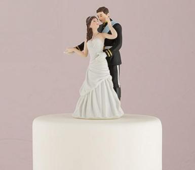 Wedding  Prince and Princess Couple Figurine Cake Topper Image 1